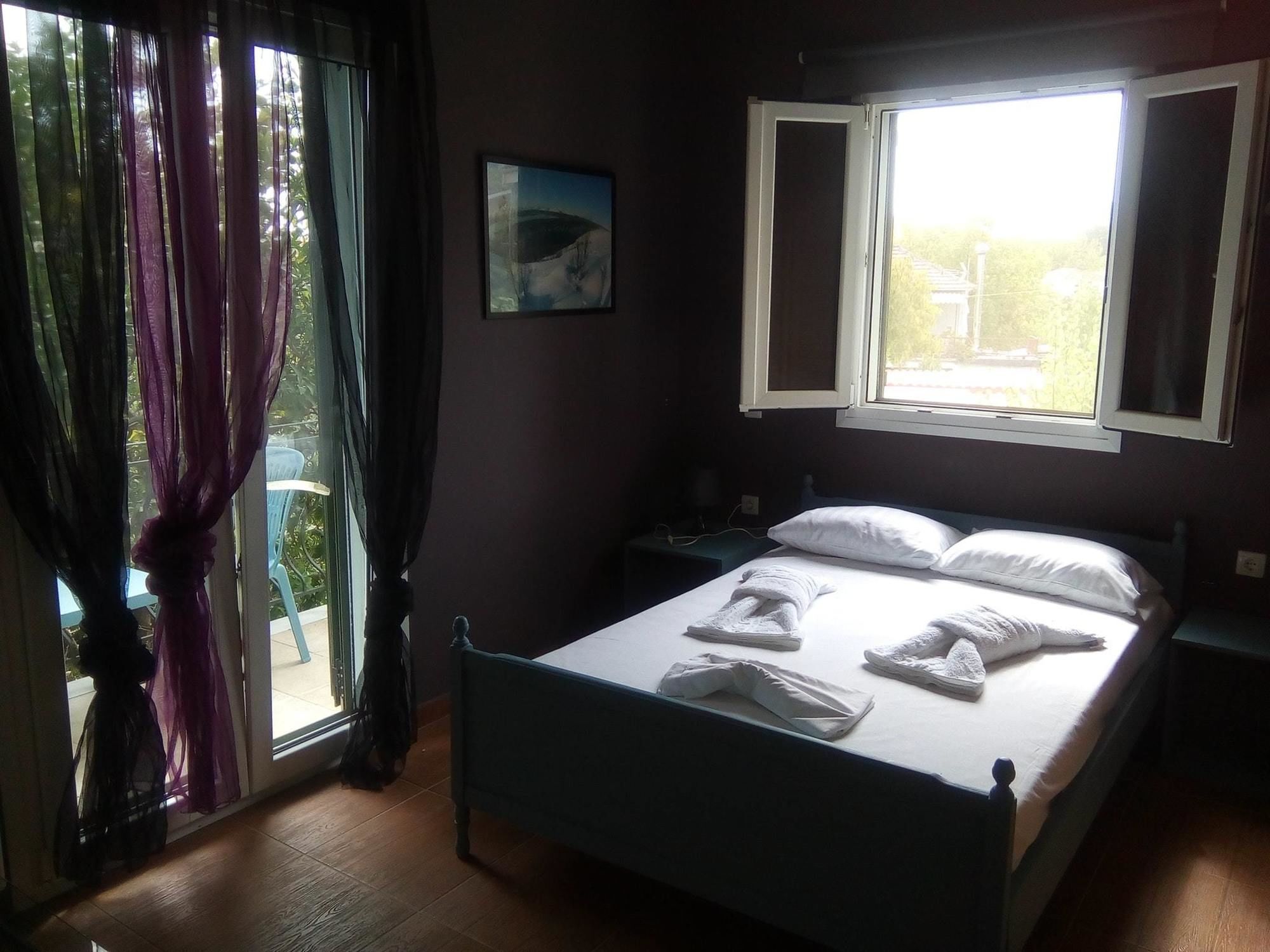 House With 3 Bedrooms In Kariotes, Lefkada, With Wonderful Mountain Vi Apartment